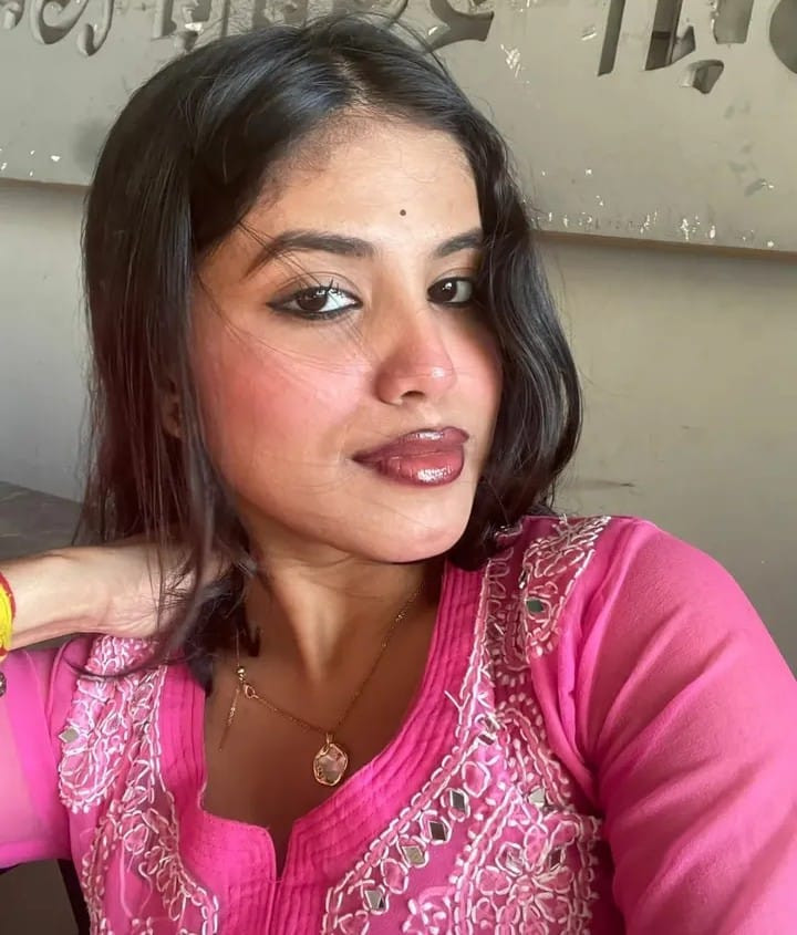 স্বামীর আগে পাঁচ বন্ধুর শেষ